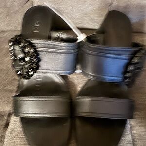 Karl Lagerfield Sz 6M Black Slip On Sandals NWT😊😊